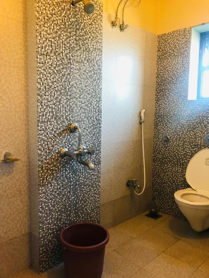 STAYMAKER Prakash International Gonikoppal Bagian luar foto