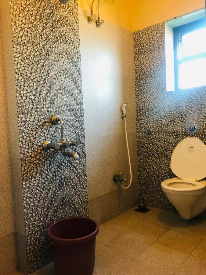 STAYMAKER Prakash International Gonikoppal Bagian luar foto