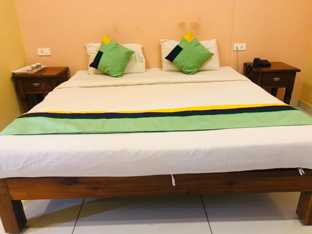 STAYMAKER Prakash International Gonikoppal Bagian luar foto